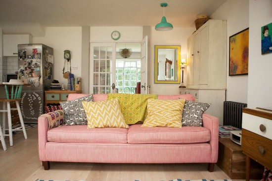 vintage pink sofa