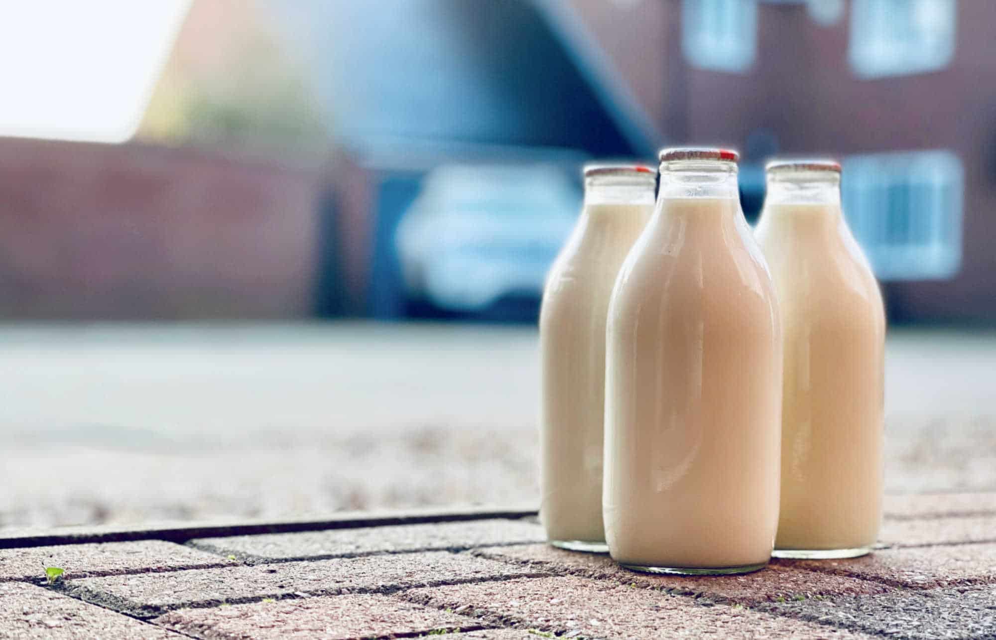 How To Keep Milk Cool on Your Doorstep In Summer