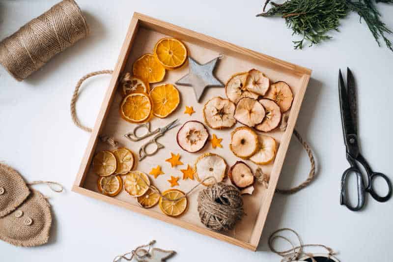 10 Eco-Friendly Tinsel Alternatives To Deck The Halls With